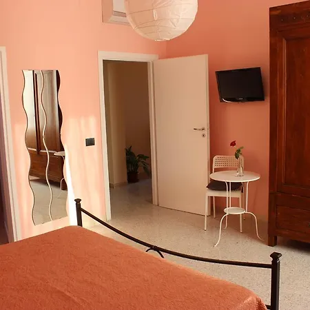 Casello Km313 Bed & Breakfast *