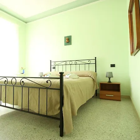 Casello Km313 Bed & Breakfast *