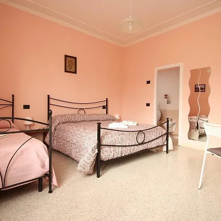 Casello Km313 Bed & Breakfast *